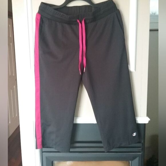 Champion Capri Sweatpants Women's Size Small - Picture 6 of 9
